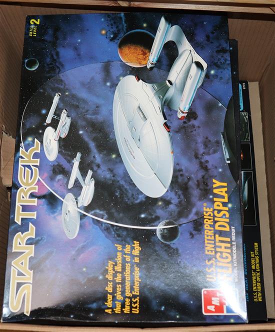 Star Trek - Amt Ertl scale model kits, boxed (8)